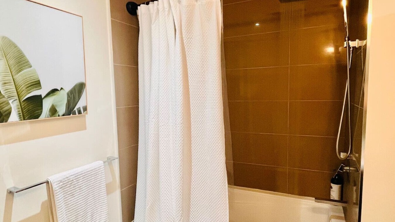 Photo of Bathroom in Connaught