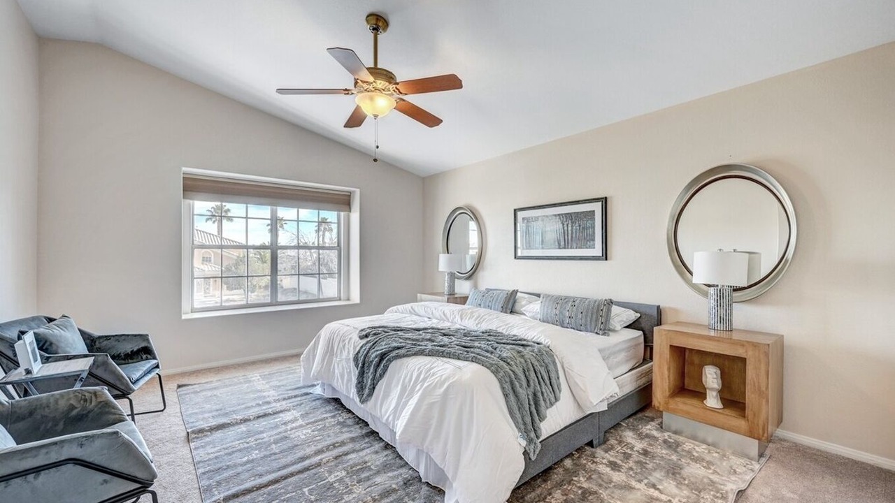 Photo of Bedroom in Desert Shores