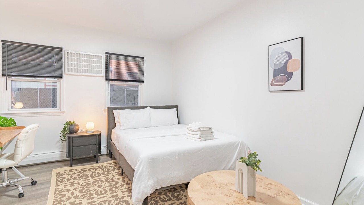 Photo of Bedroom in Ironbound District