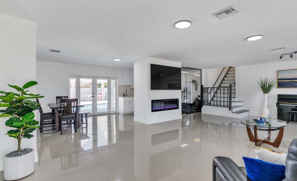 Photo of Livingroom in Cutler Bay