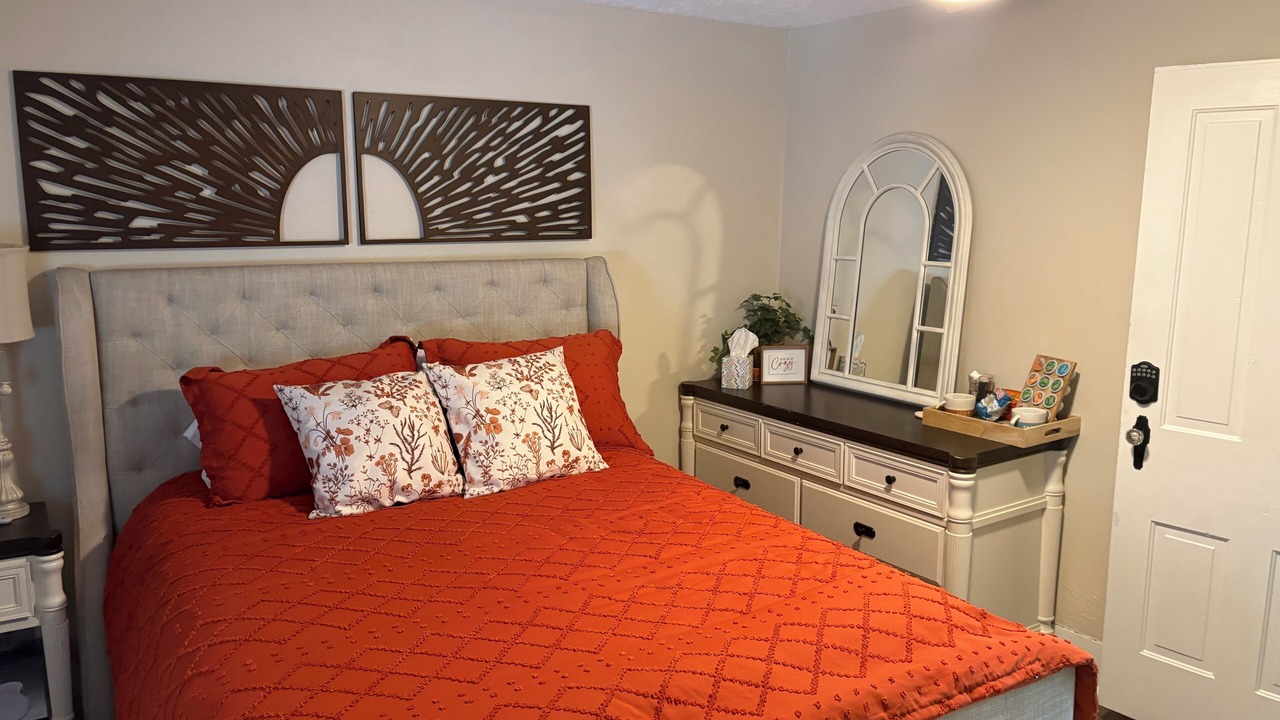 Photo of Bedroom in Lexington