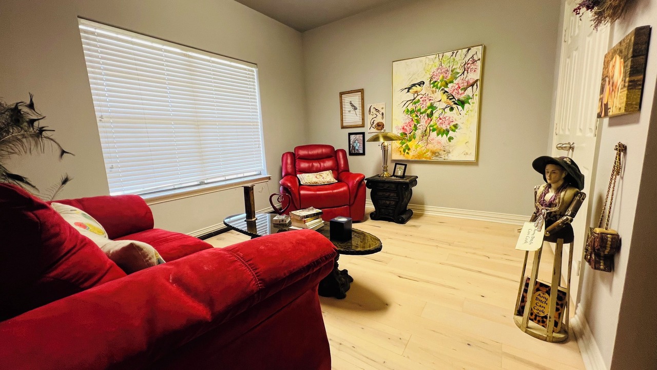 Photo of Livingroom in Whitesboro