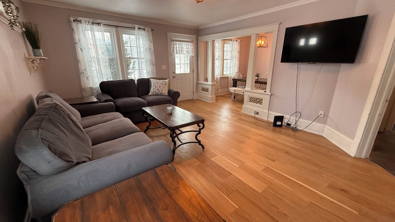 Photo of Livingroom in Pembroke