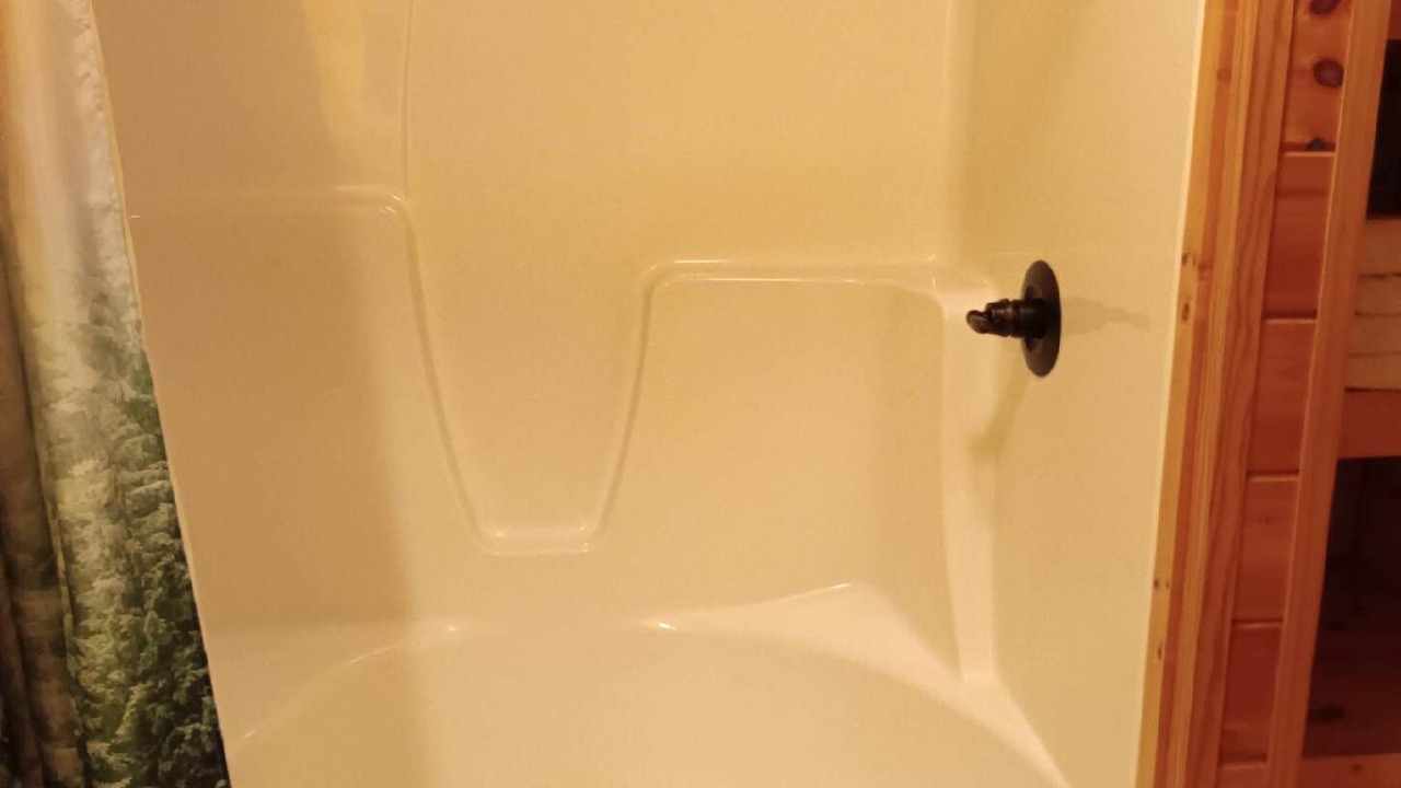 Photo of Bathroom in Unaka