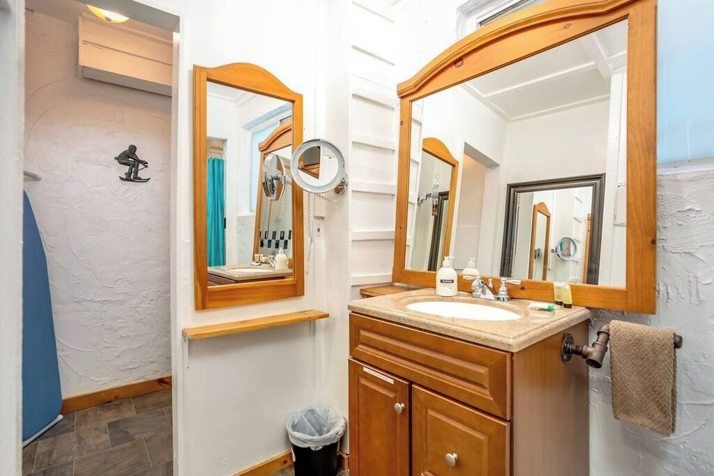 Photo of Bathroom in The Blue Mountains