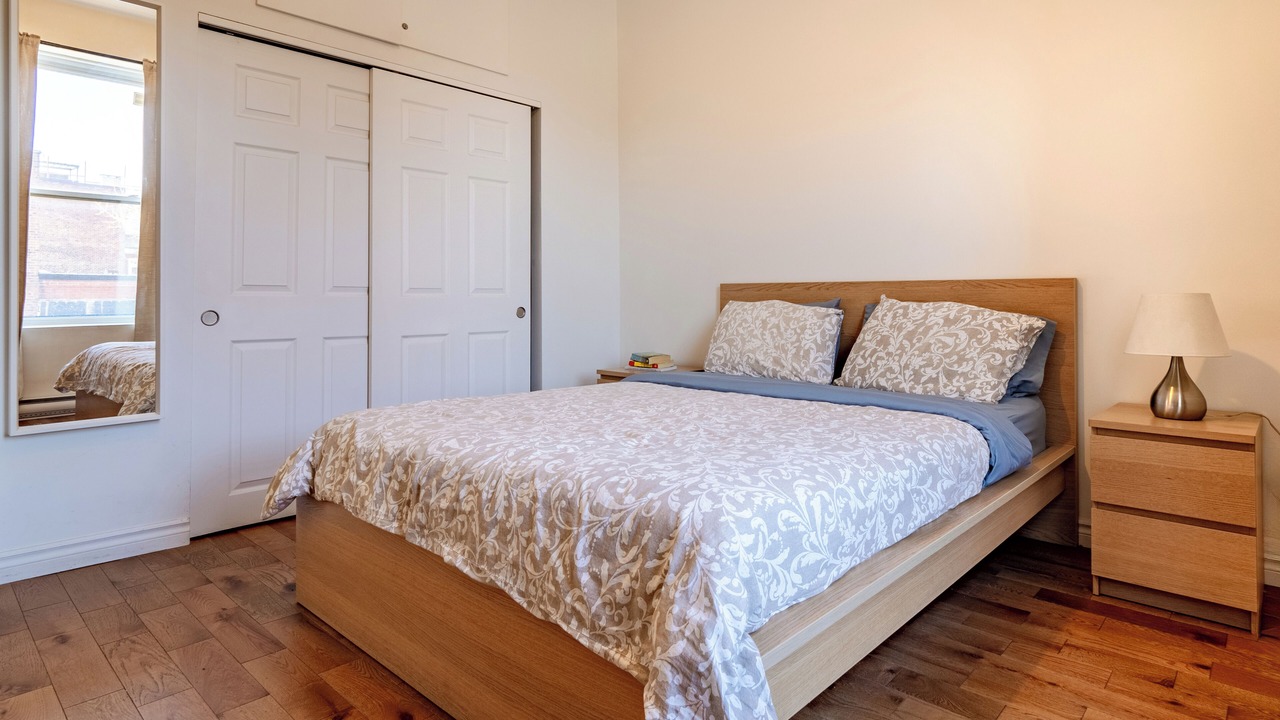 Photo of Bedroom in De Lorimier