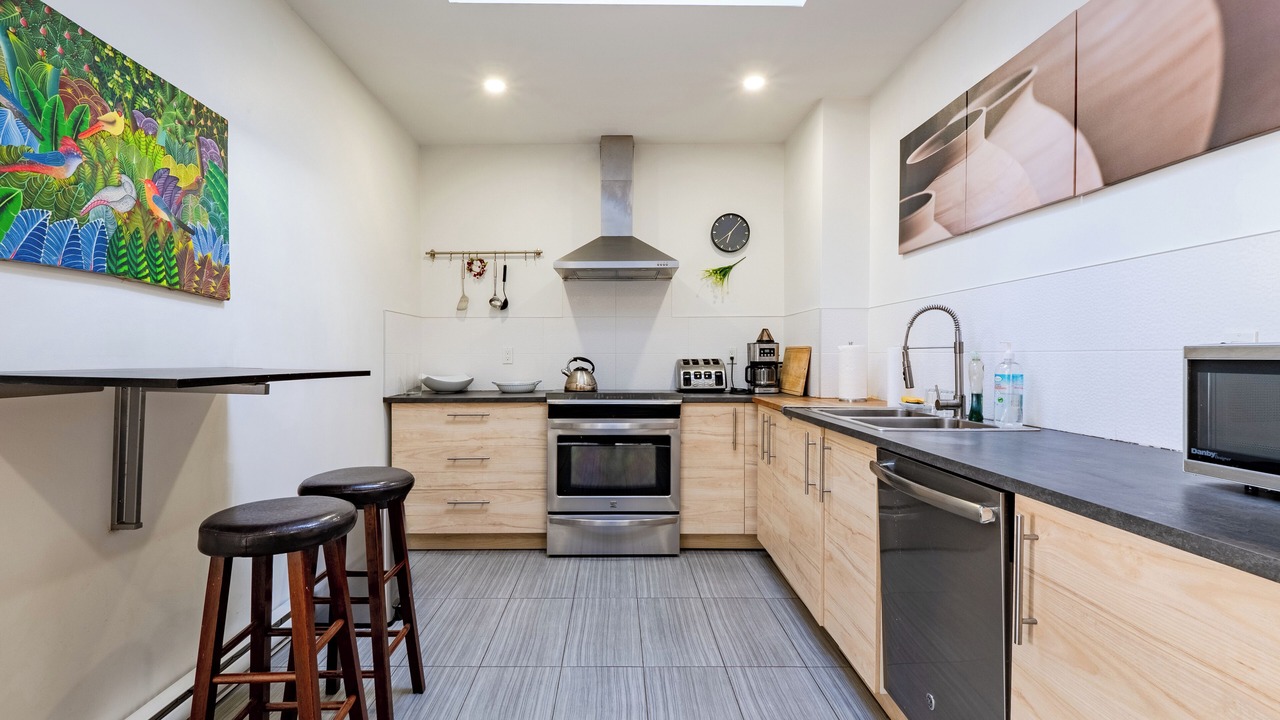 Photo of Kitchen in De Lorimier