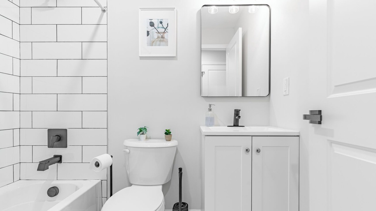 Photo of Bathroom in Ampere