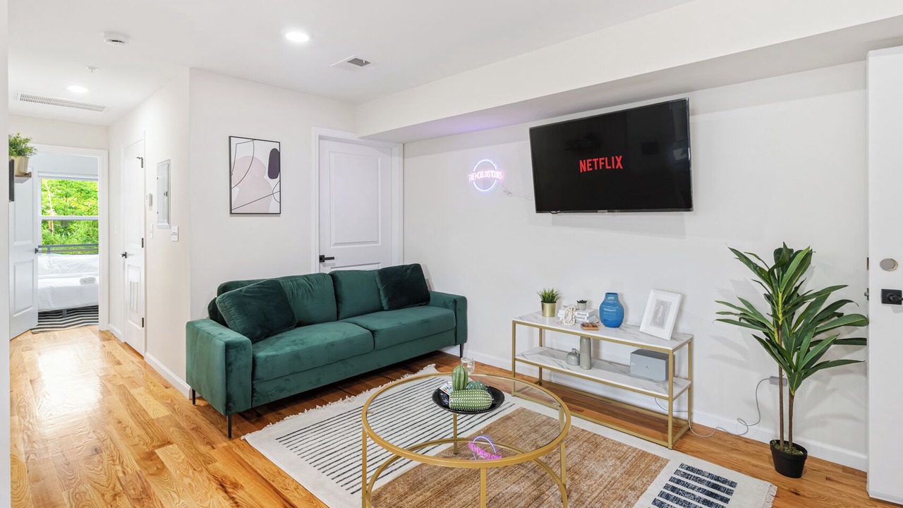 Photo of Livingroom in Ampere