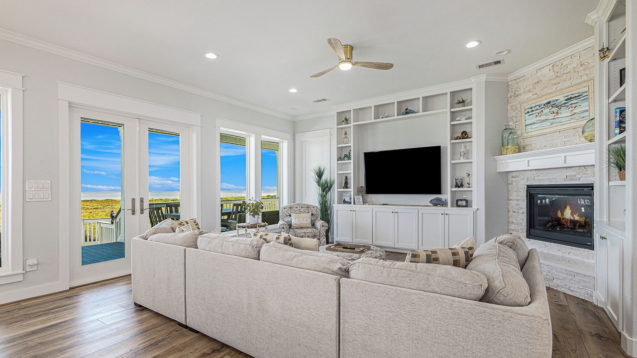 Photo of Livingroom in Red Fish Cove
