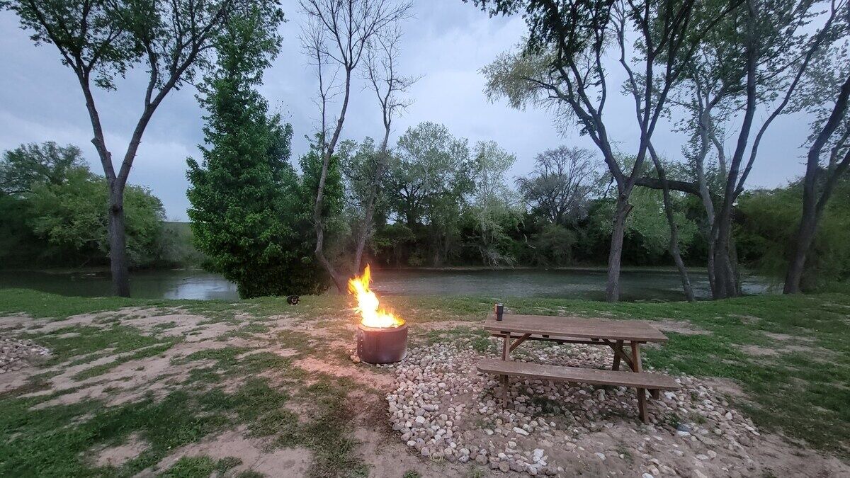 Photo of Outdoor in Smithville