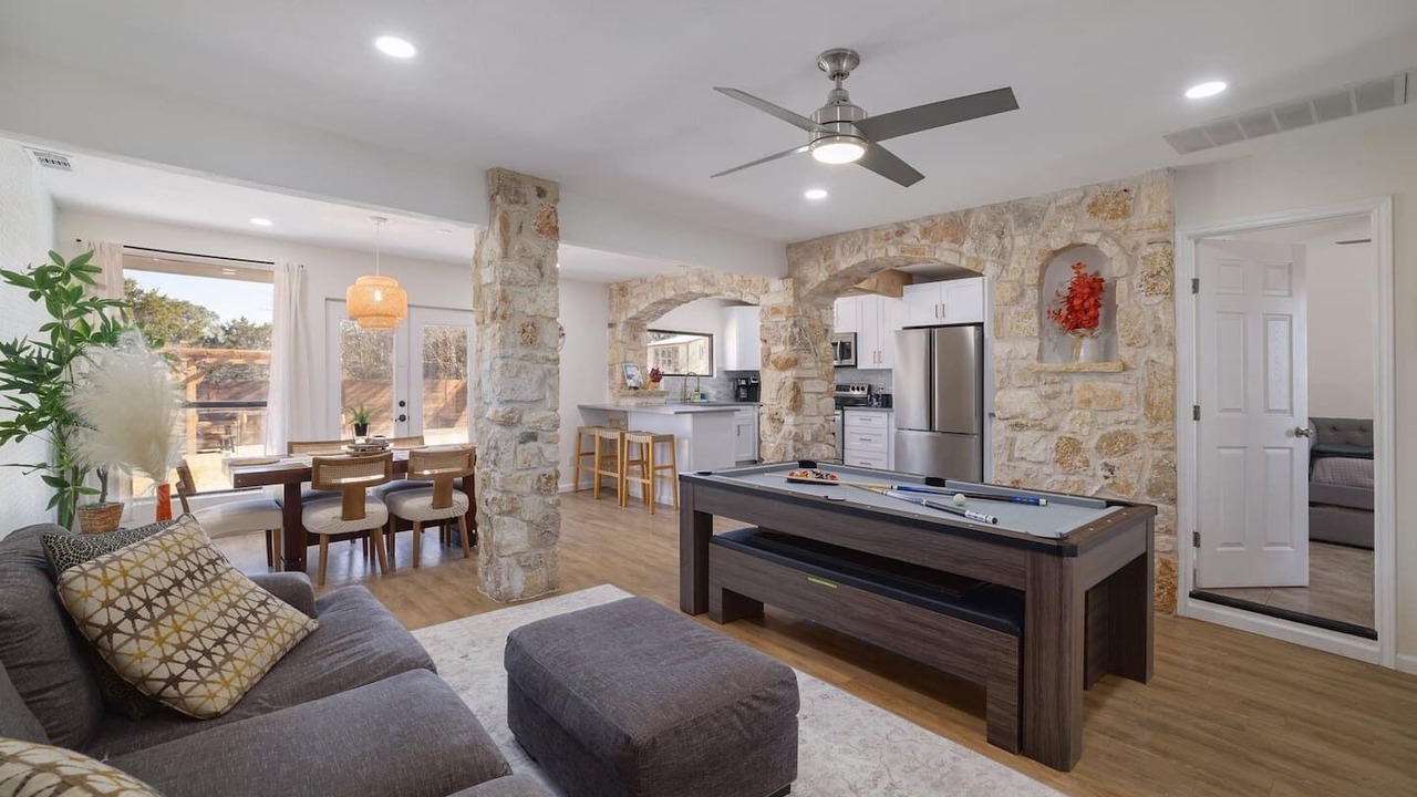 Photo of Livingroom in Lodge Acres