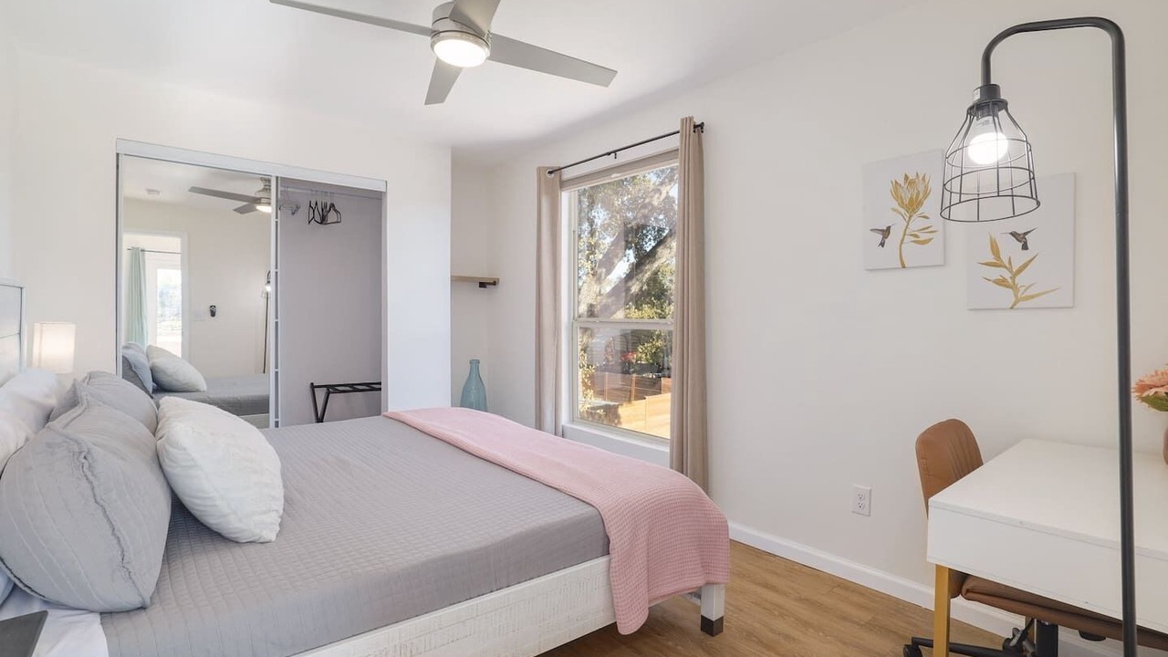 Photo of Bedroom in Lodge Acres