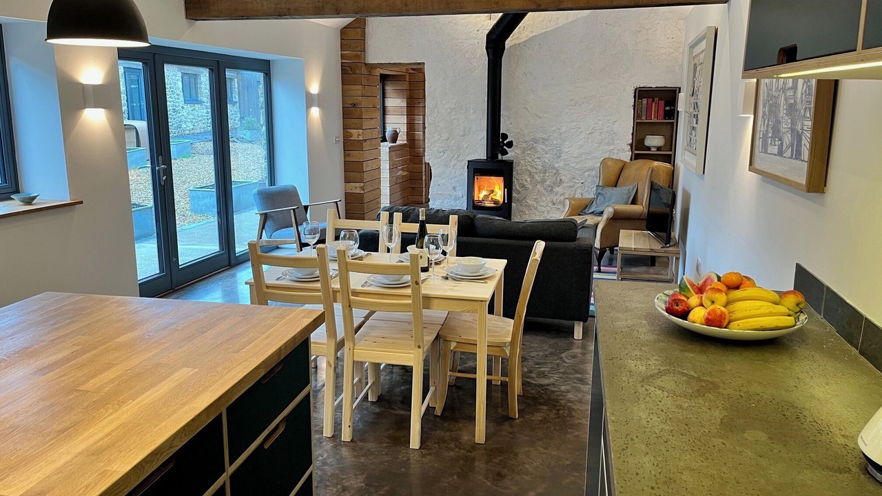 Photo of Others in Dundry