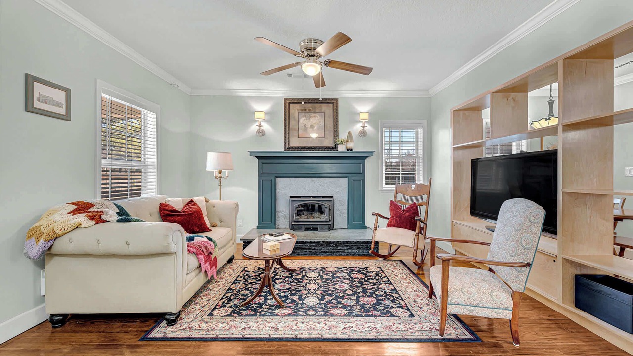 Photo of Livingroom in Siloam Springs