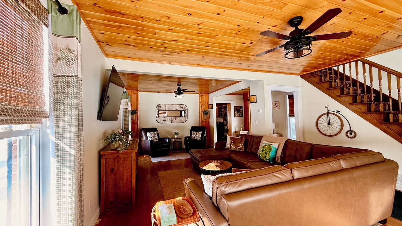 Photo of Livingroom in Town of Webb