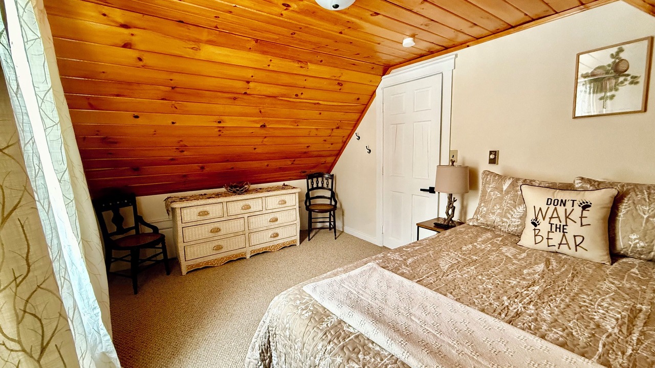 Photo of Bedroom in Town of Webb