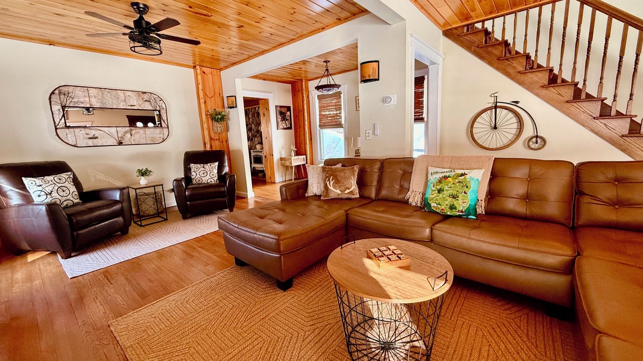 Photo of Livingroom in Town of Webb