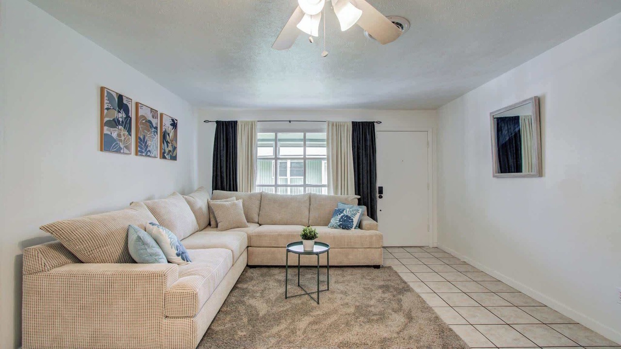 Photo of Livingroom in Houston