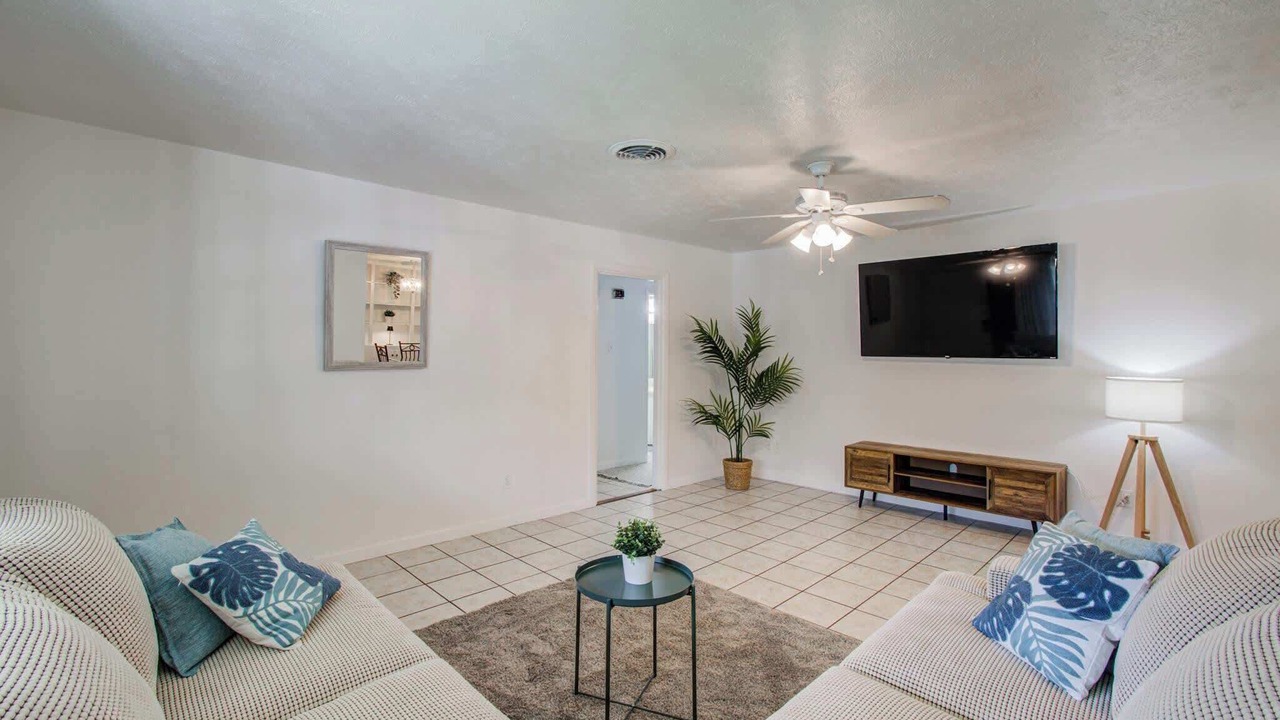 Photo of Livingroom in Houston