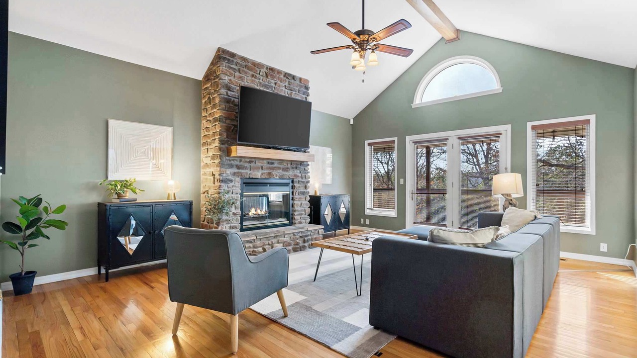 Photo of Livingroom in Rogers
