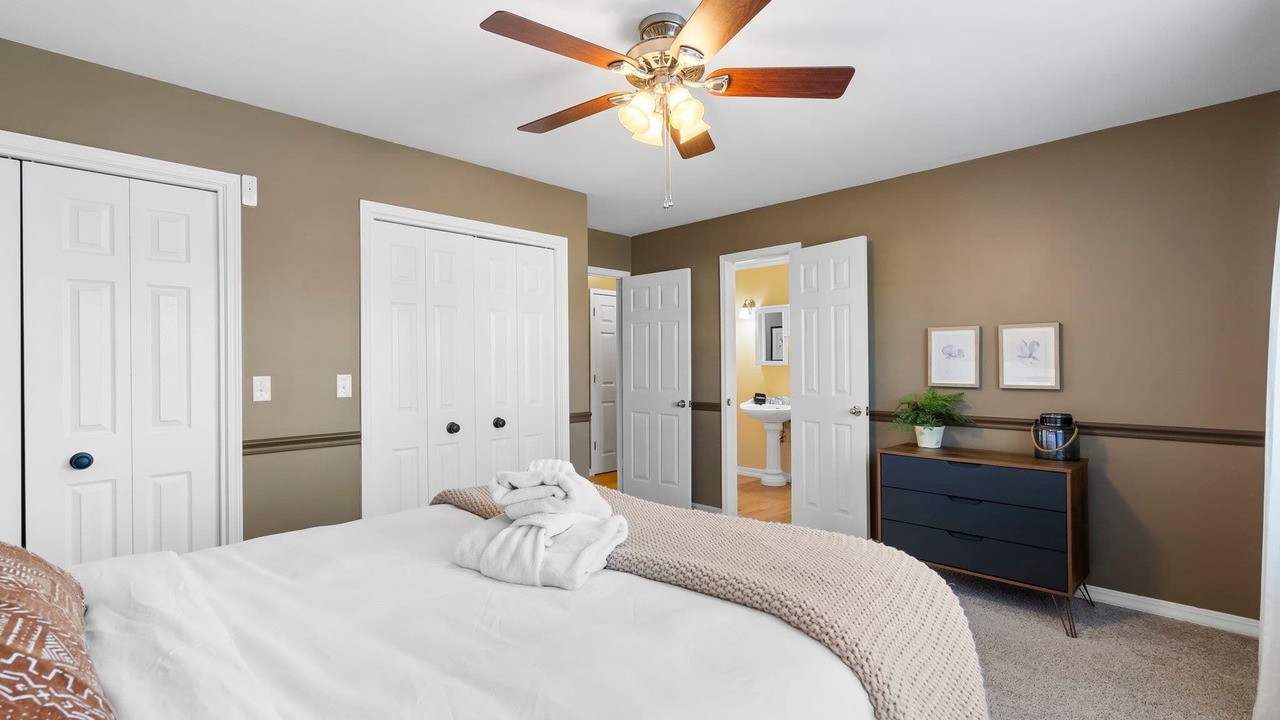 Photo of Bedroom in Rogers