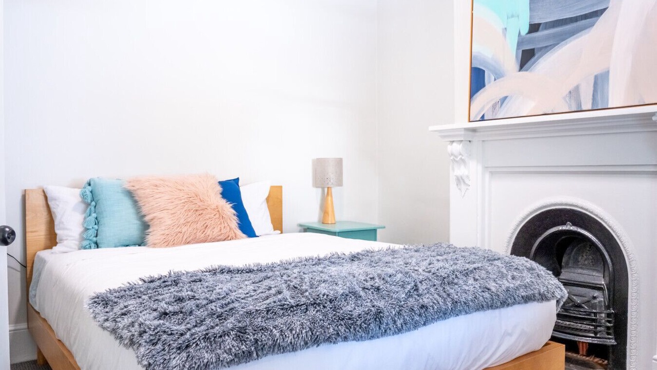 Photo of Bedroom in Glenelg