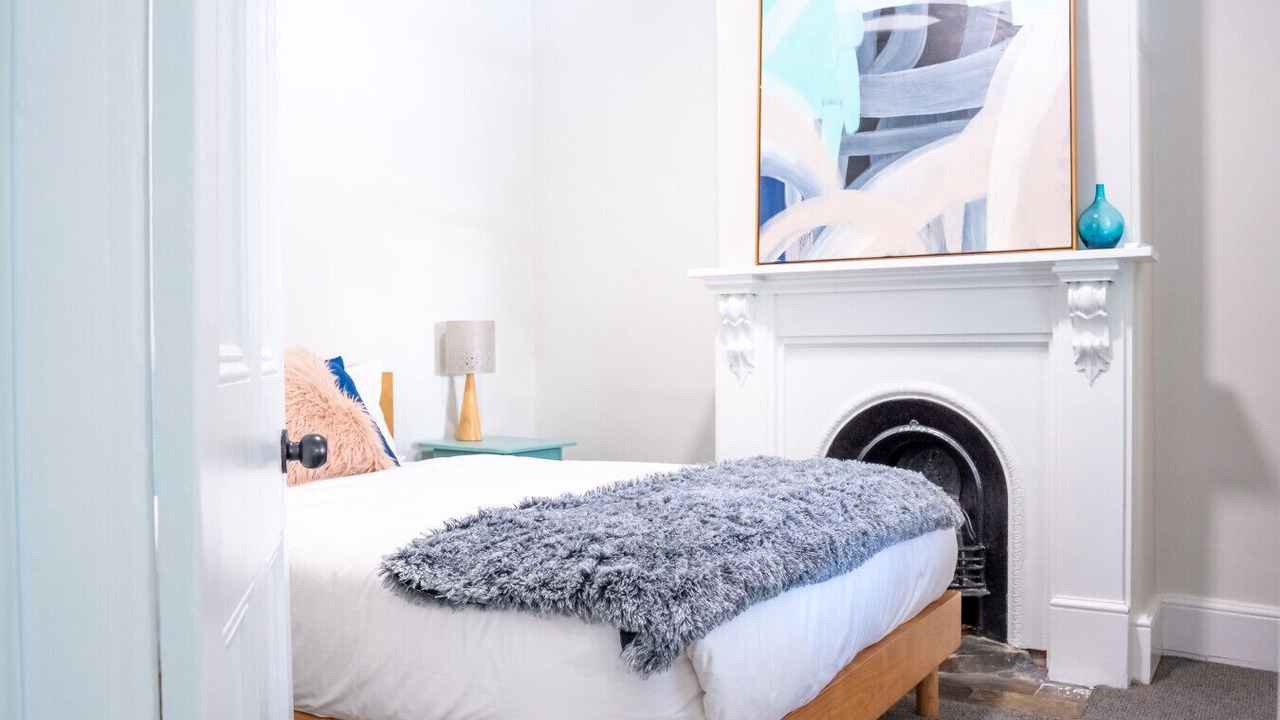 Photo of Bedroom in Glenelg