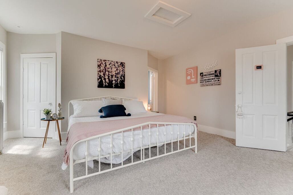 Photo of Bedroom in Excelsior
