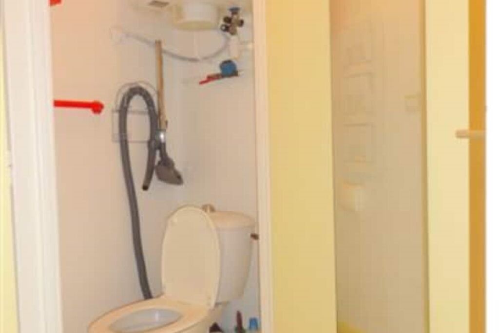 Photo of Bathroom in Secteur 2