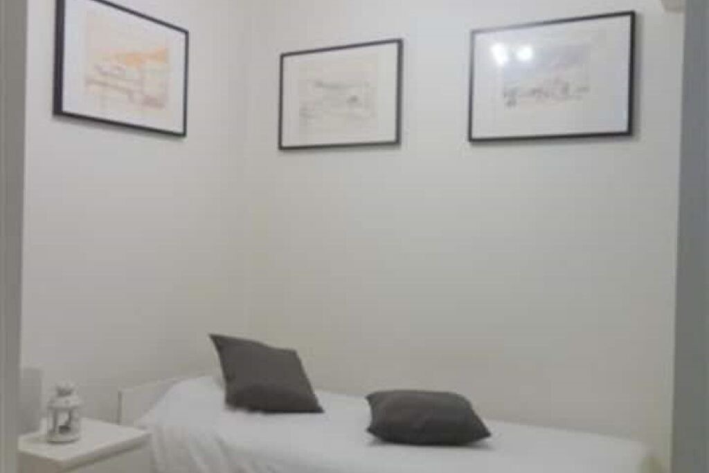 Photo of Bedroom in Secteur 2