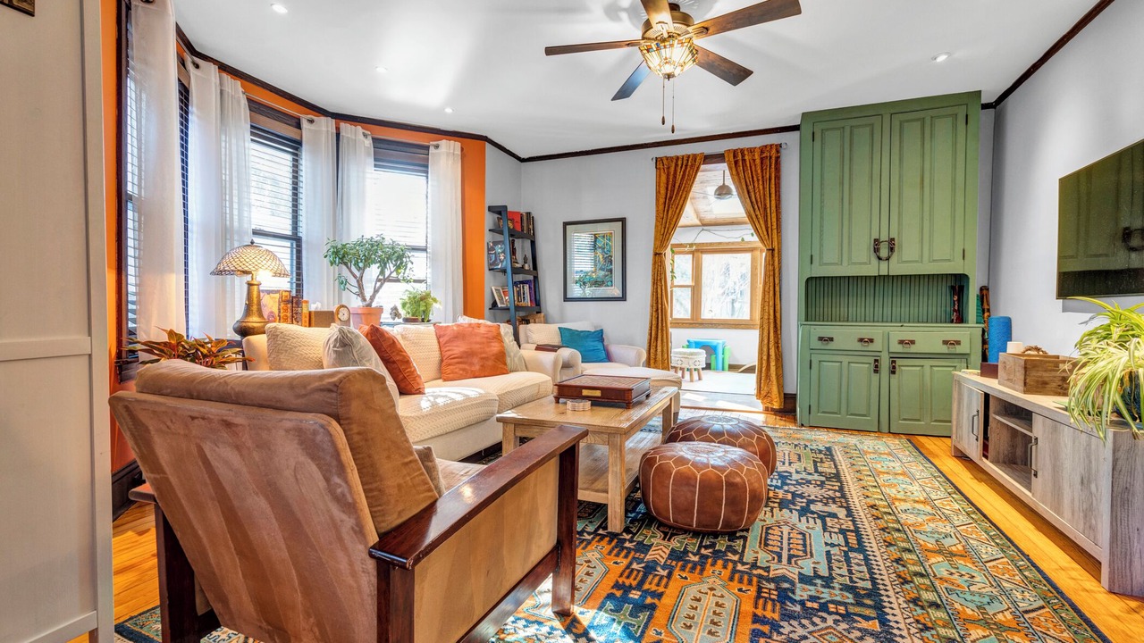 Photo of Livingroom in Valley Run