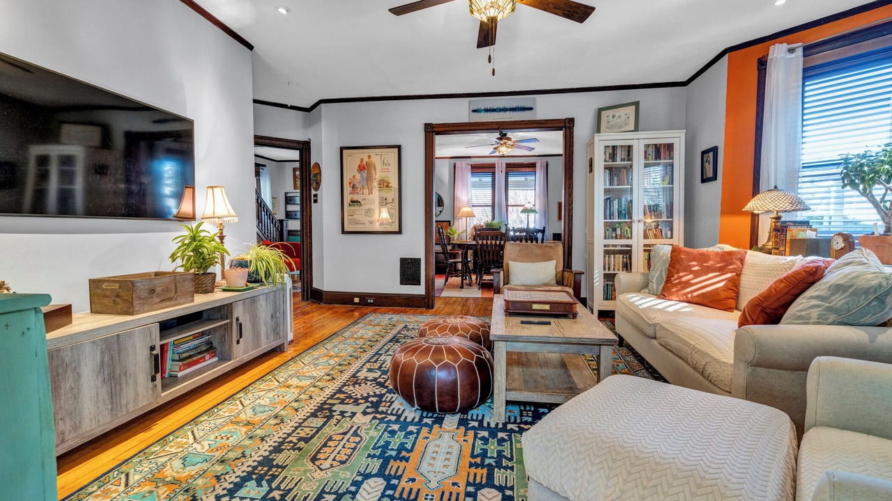 Photo of Livingroom in Valley Run