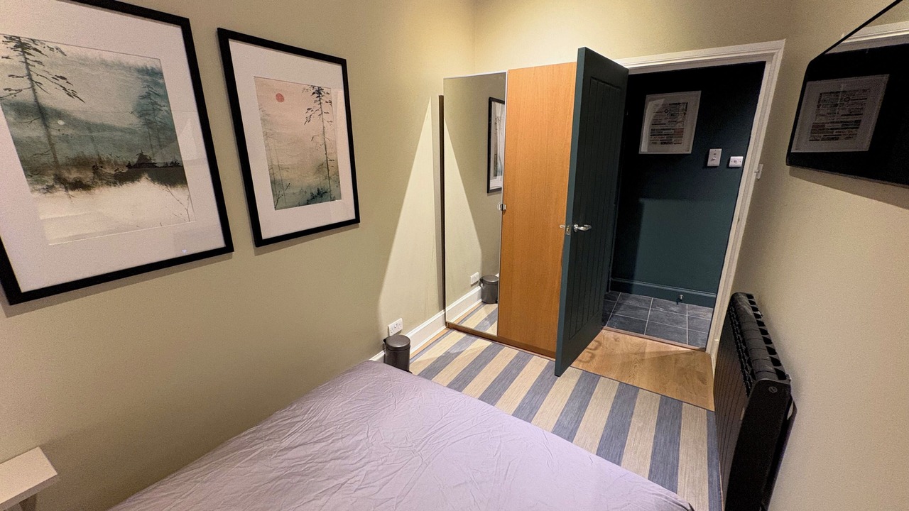Photo of Bedroom in City Centre Glasgow