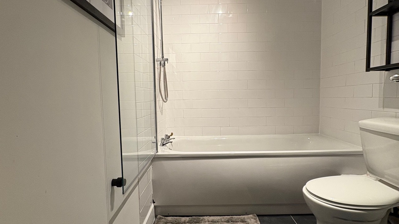 Photo of Bathroom in City Centre Glasgow