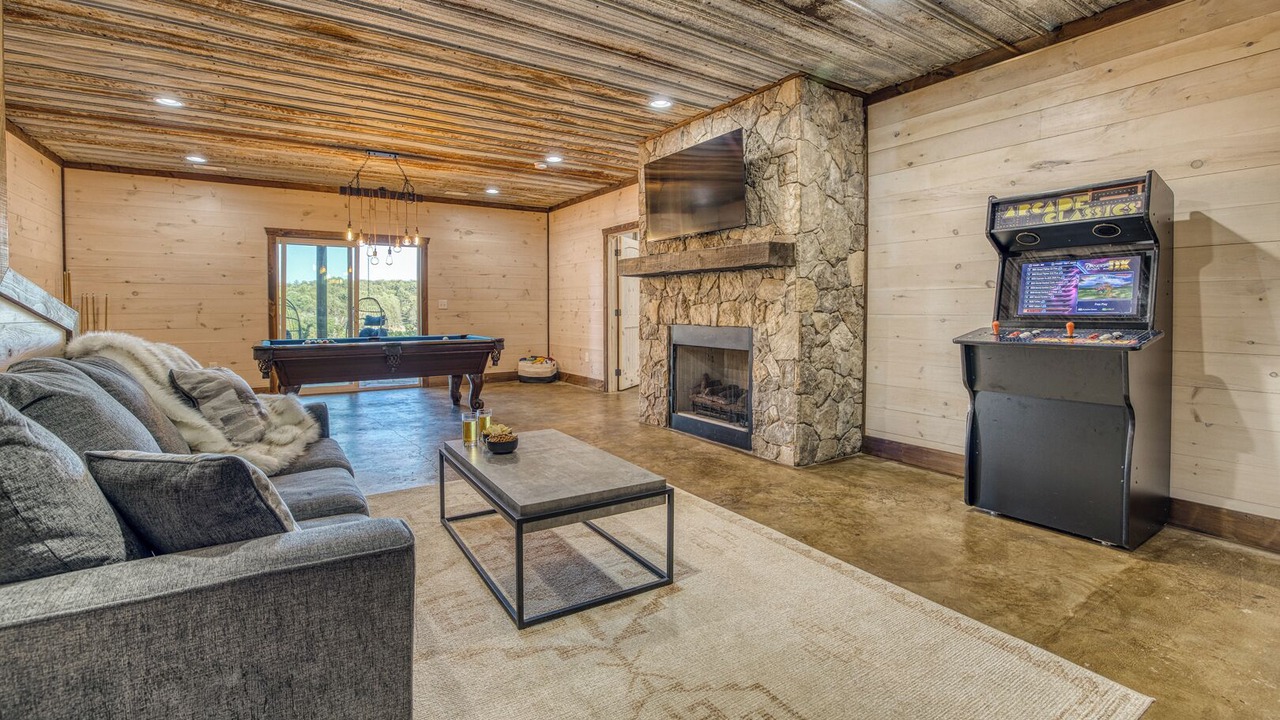 Photo of Others in Mineral Bluff