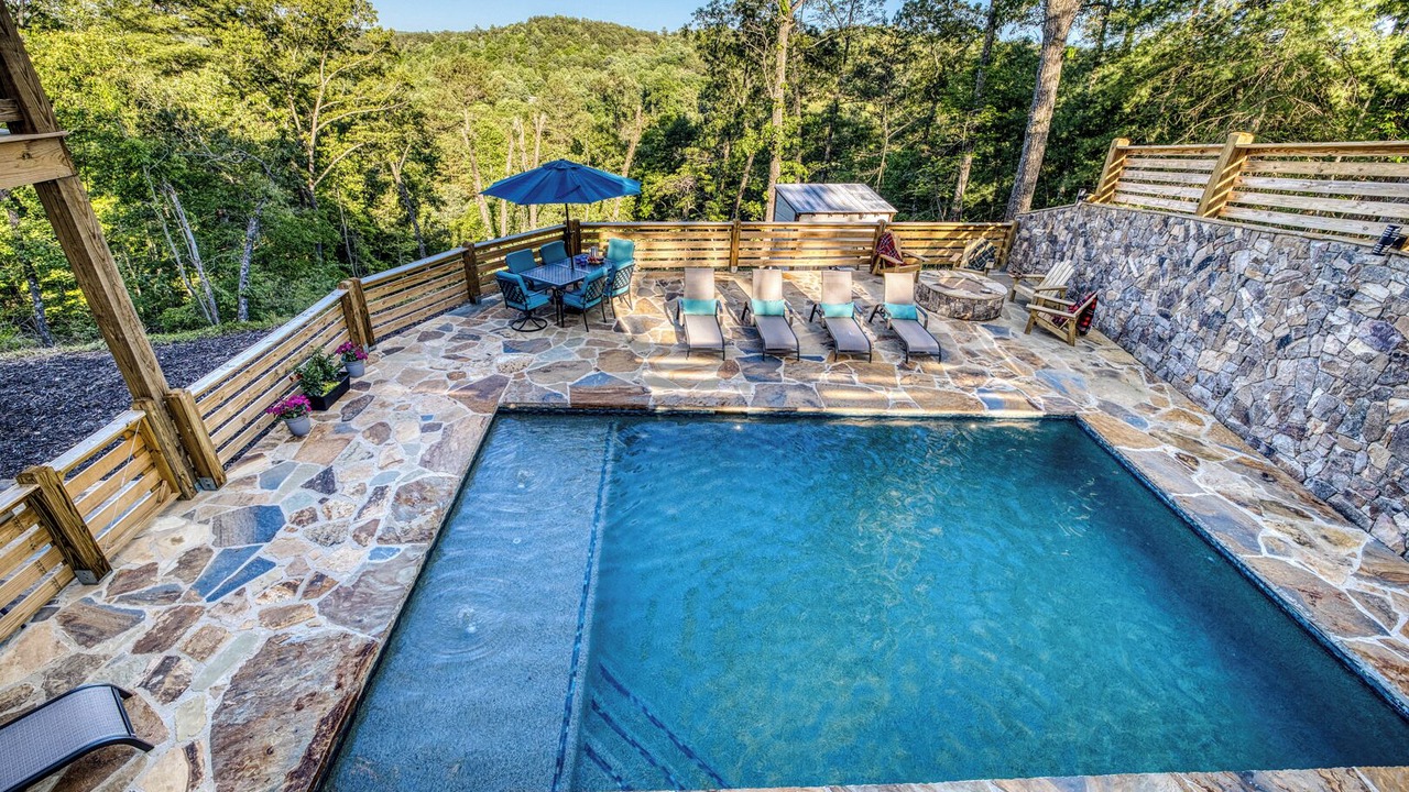 Photo of Others in Mineral Bluff