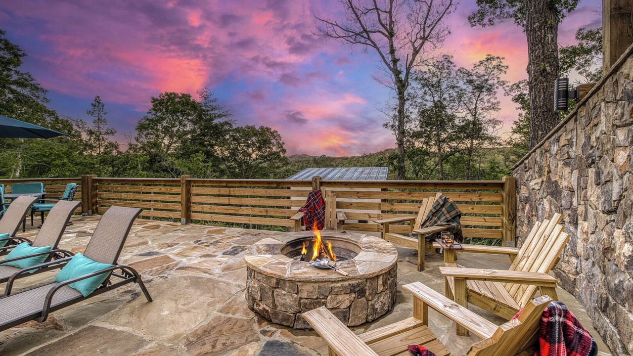 Photo of Others in Mineral Bluff