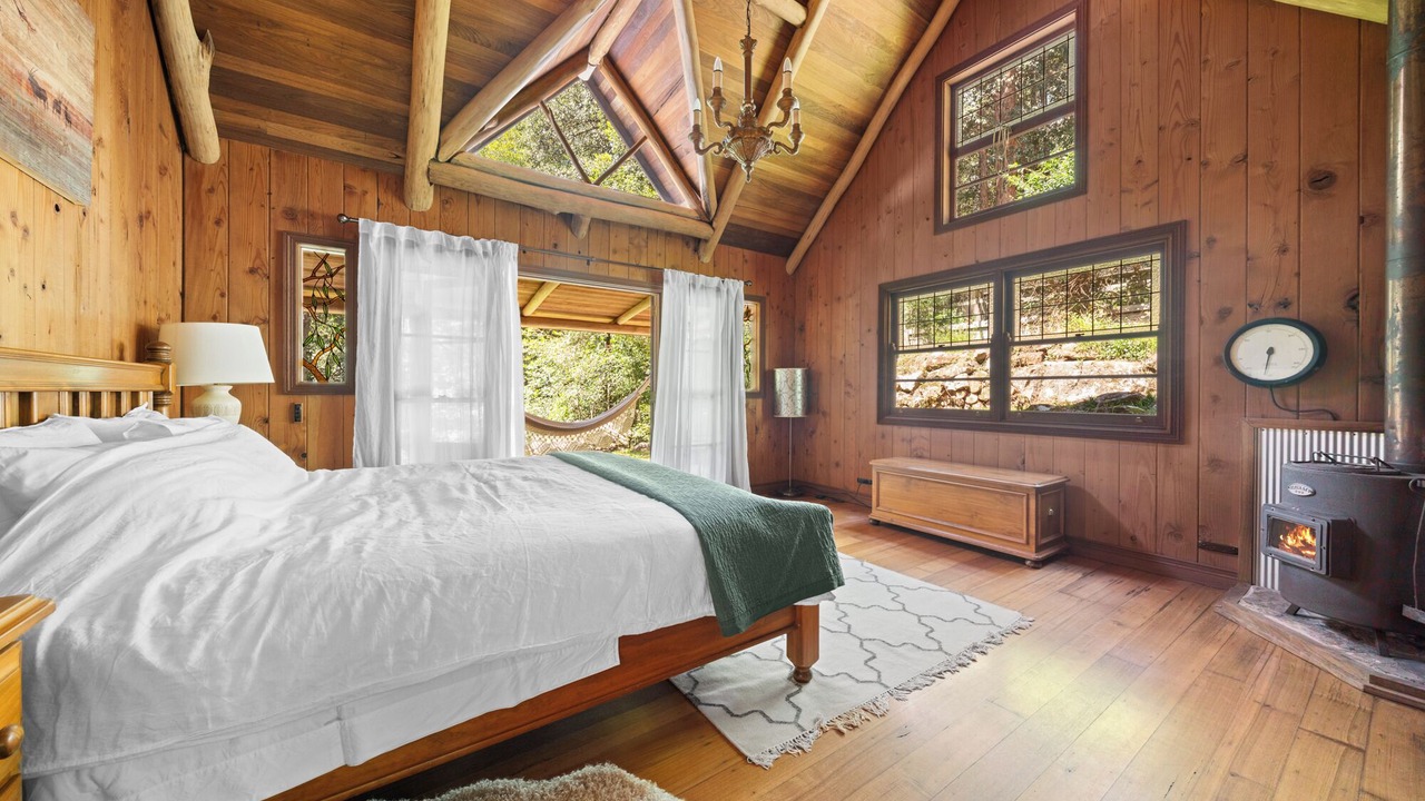 Photo of Bedroom in Cedar Brush Creek