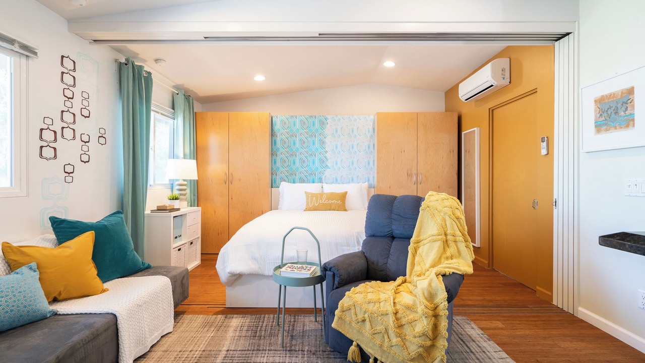 Photo of Bedroom in South Mission Beach