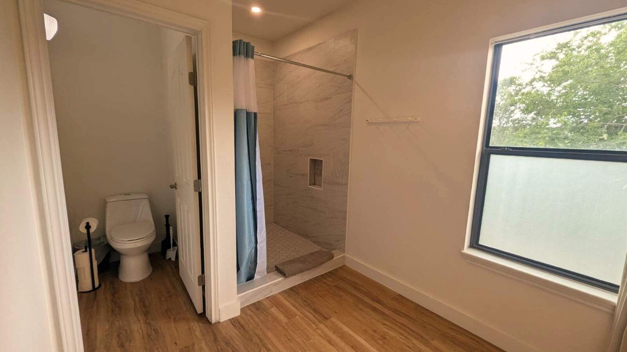 Photo of Bathroom in Buchanan Dam