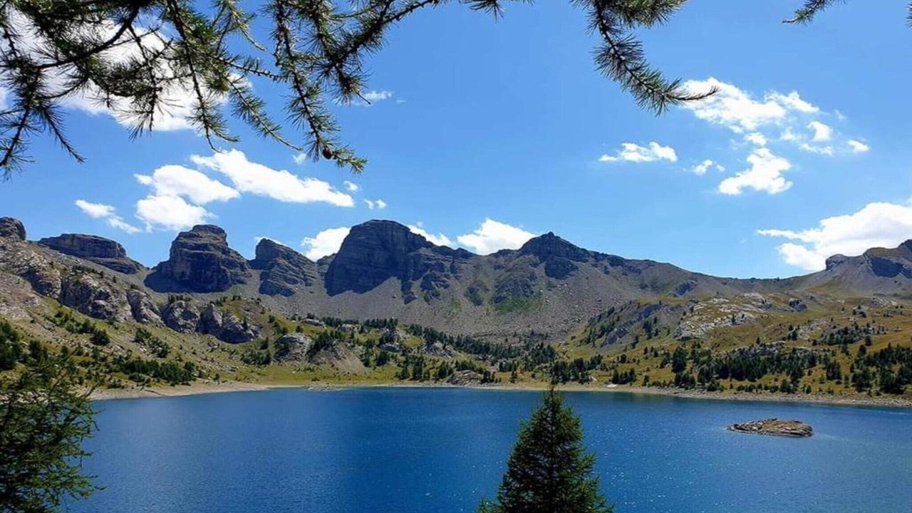 Photo of Others in Allos