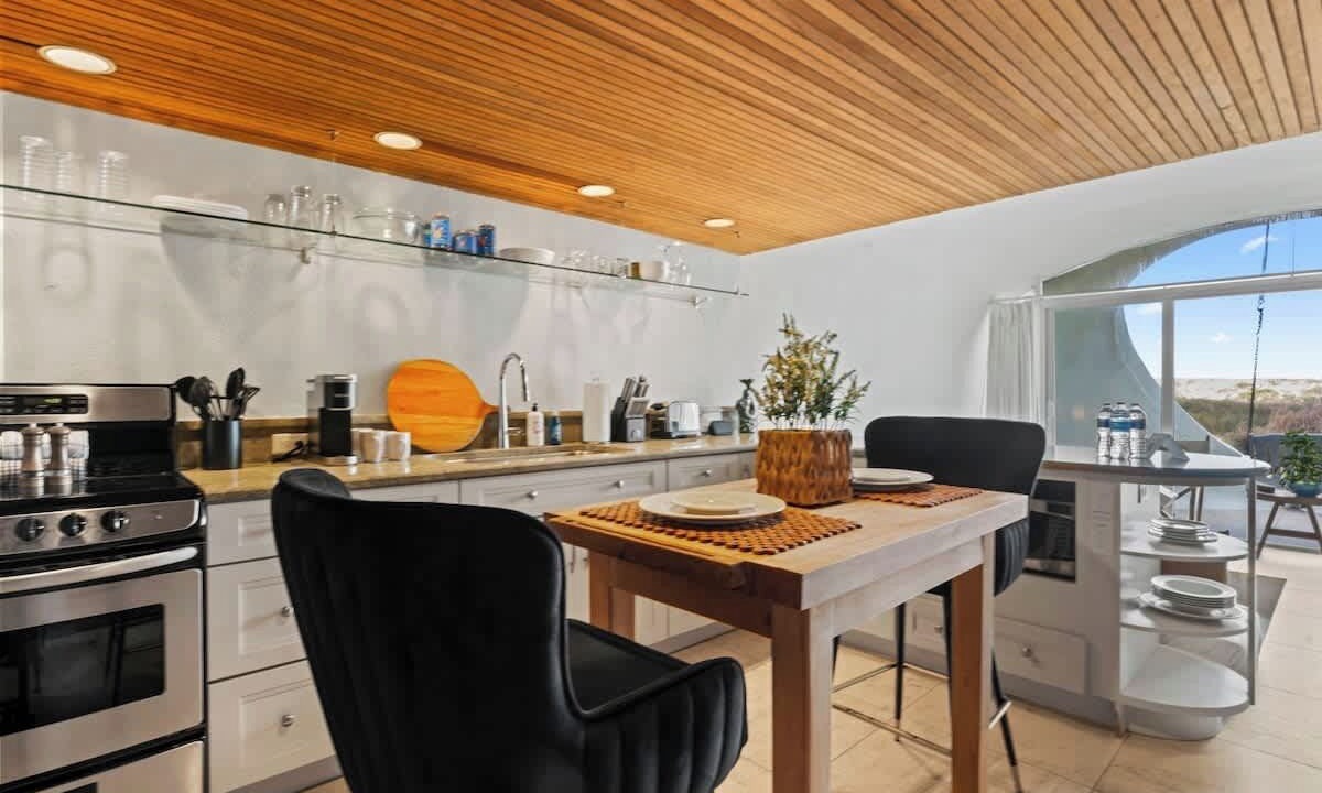 Photo of Kitchen in Atlantic Beach