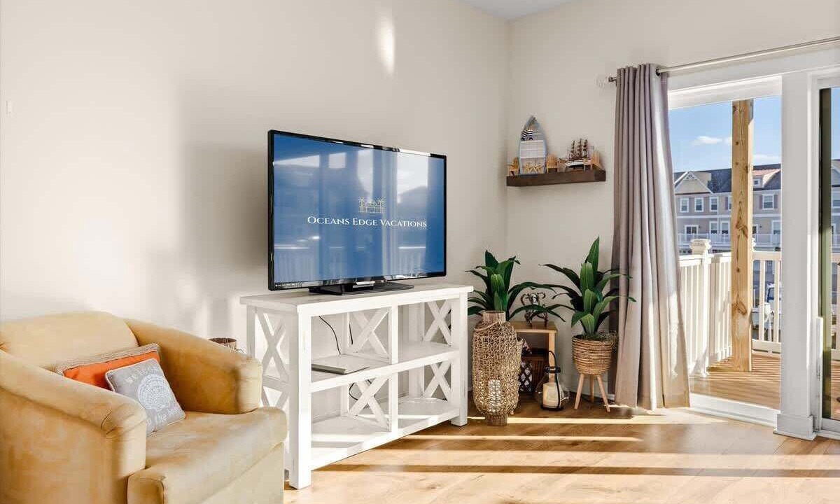 Photo of Livingroom in West Ocean City