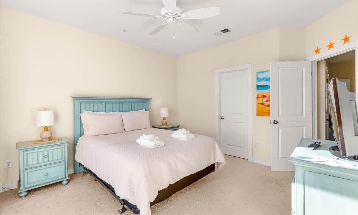 Photo of Bedroom in West Ocean City