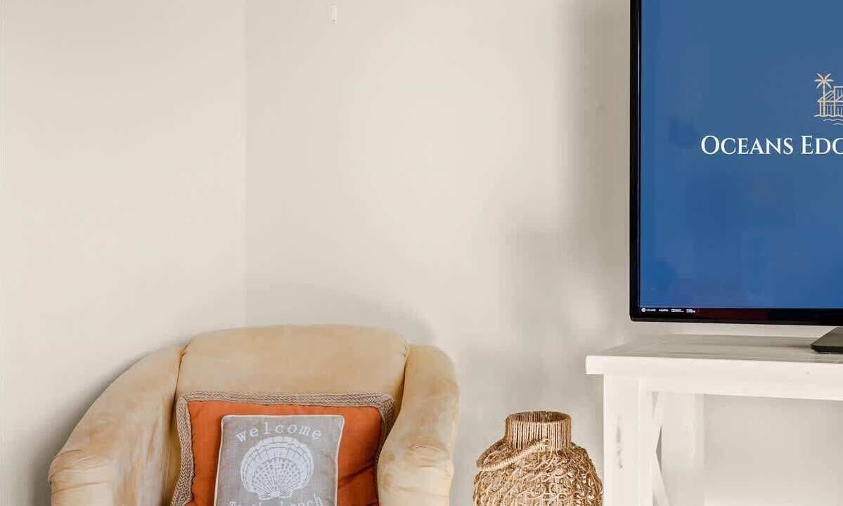 Photo of Livingroom in West Ocean City