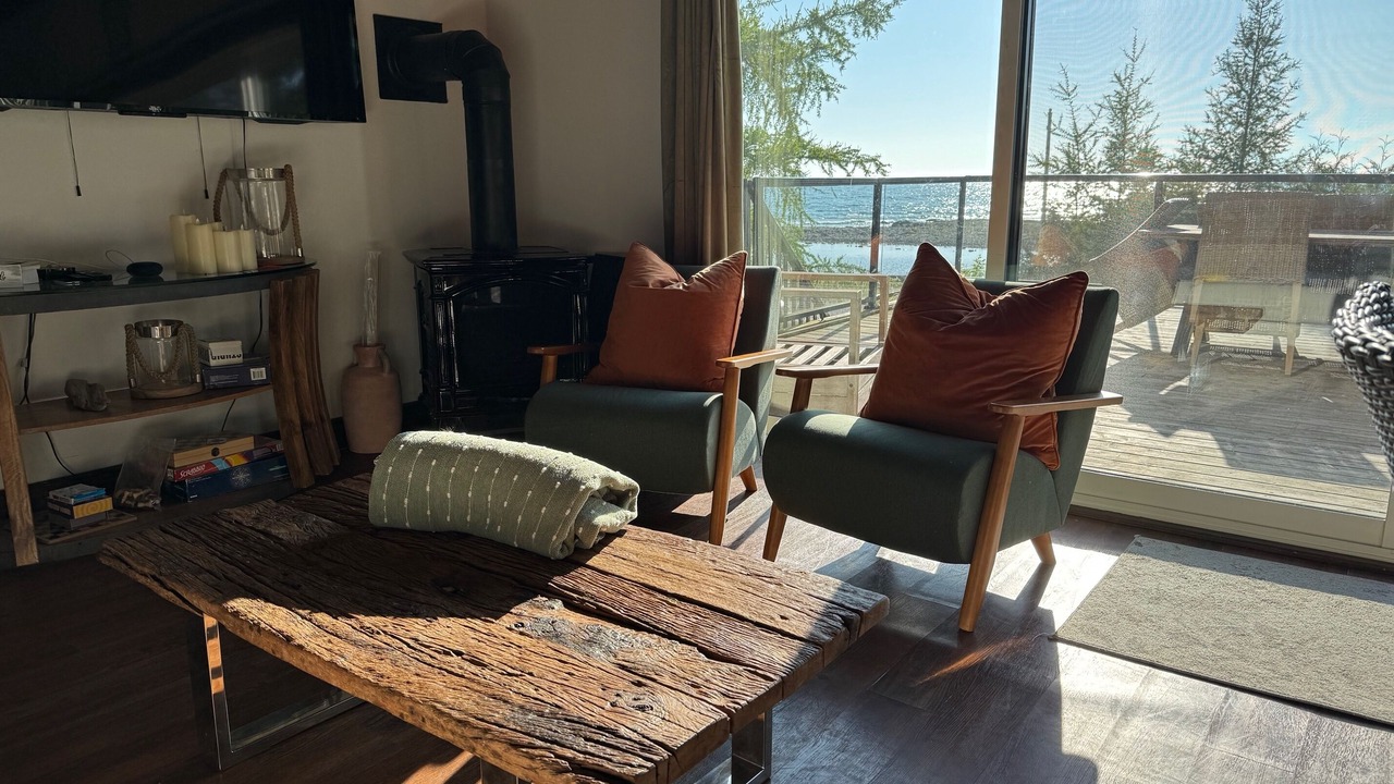 Photo of Livingroom in Northern Bruce Peninsula