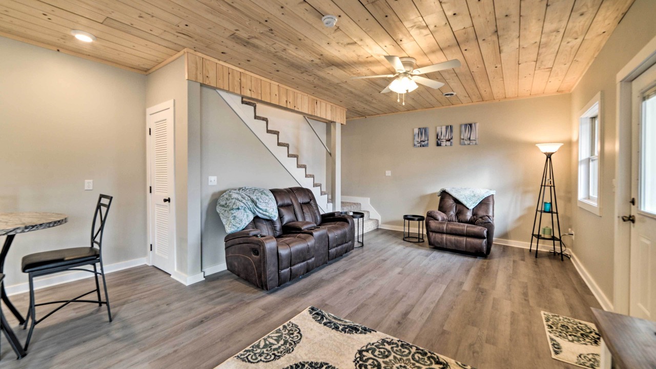 Photo of Others in Eddyville