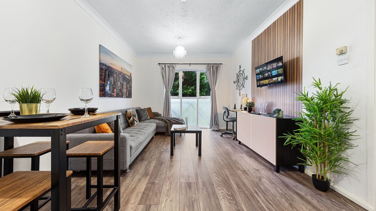 Photo of Others in New Cross