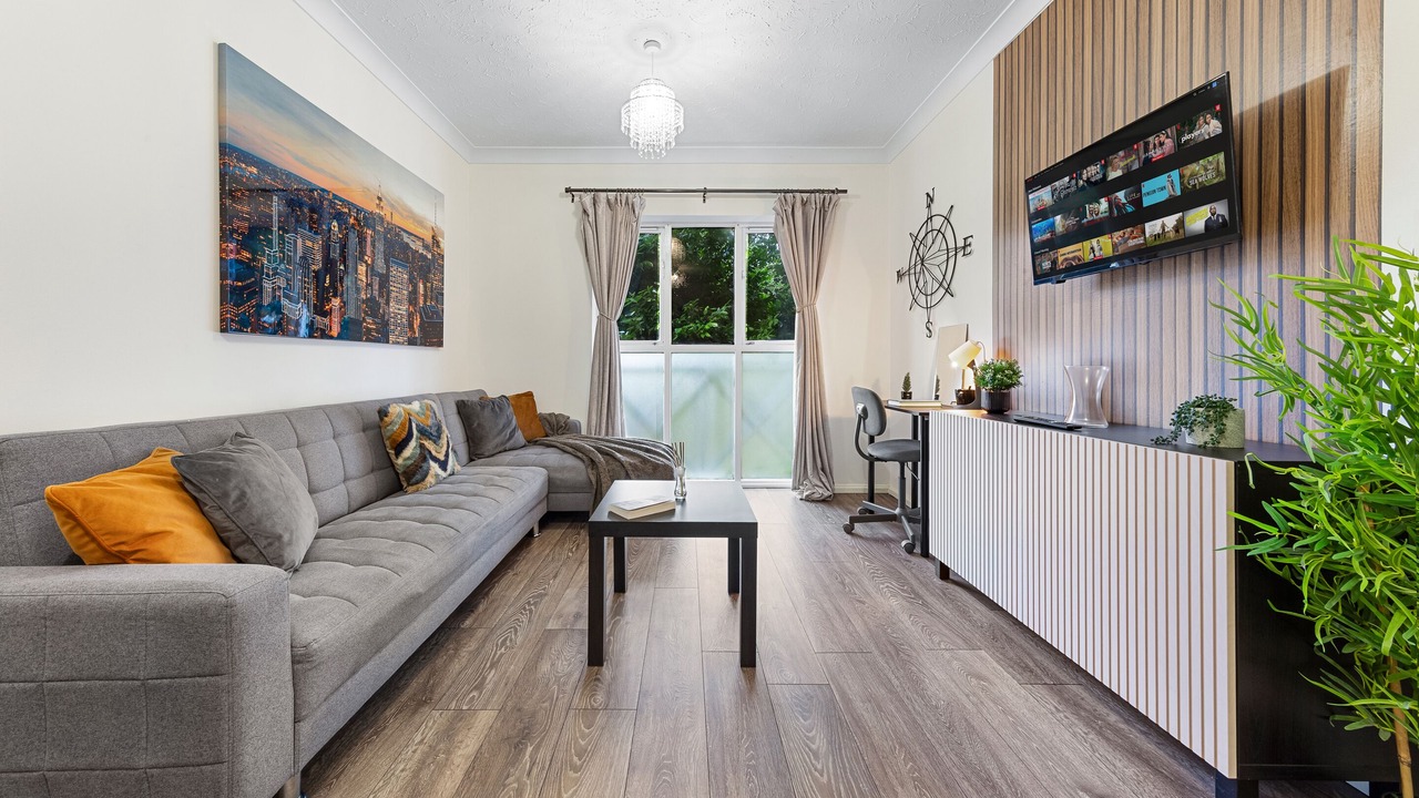 Photo of Others in New Cross